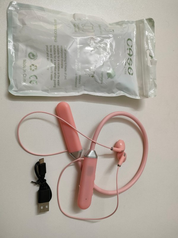 Wireless Neckband Bluetooth Headphones Waterproof Noise Cancelling Earbuds with LED Display